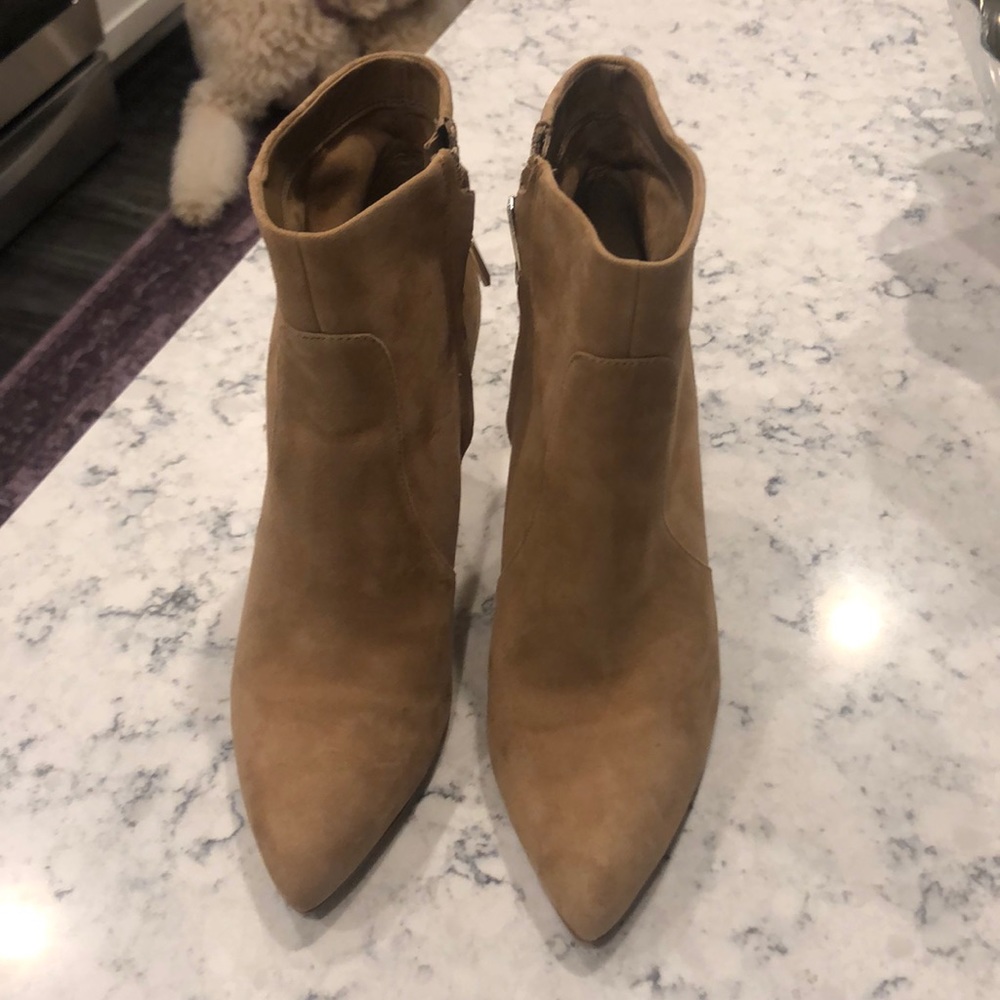 Sam Edelman suede camel ankle booties size 7.5